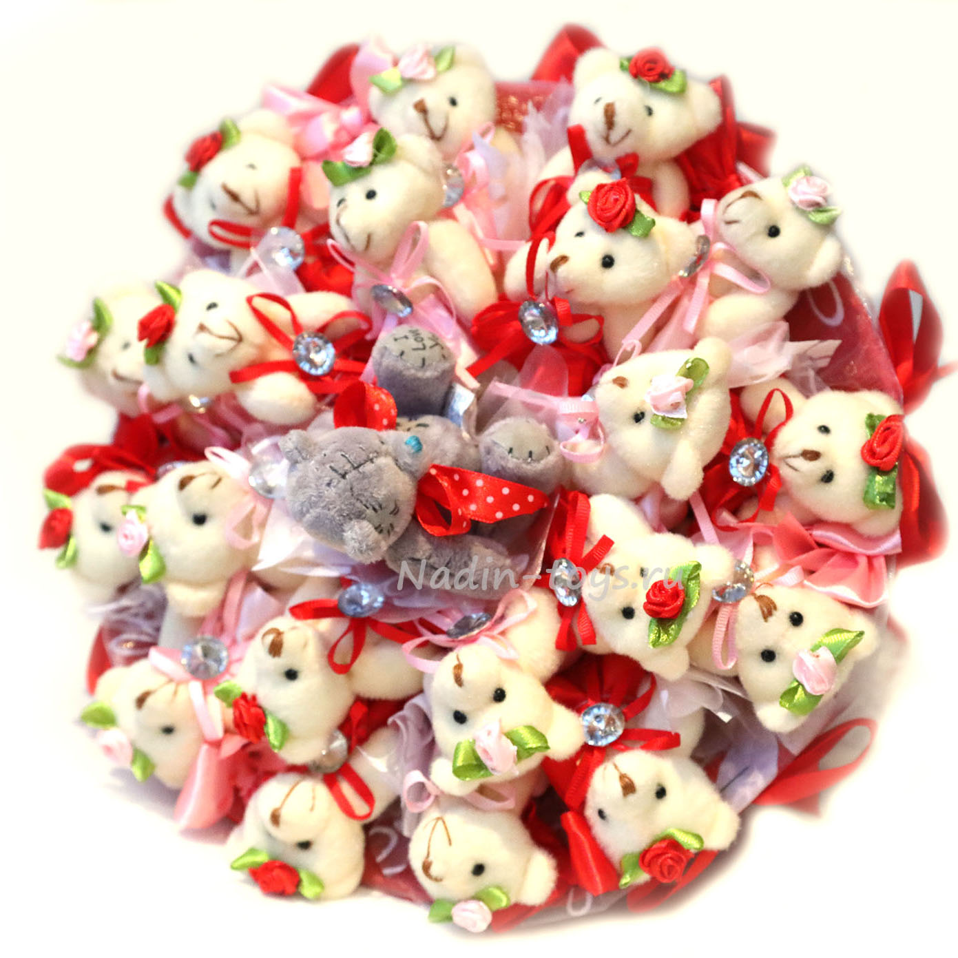 Букет из 21 мини-мишки и мишки Тедди в красно-розовых тонах