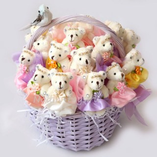 Корзина из 21 мини мишки